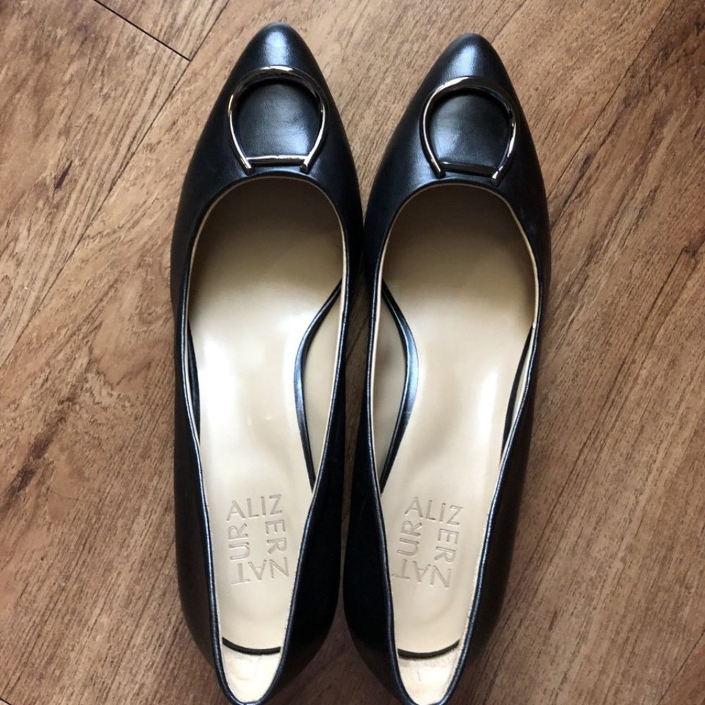 BRAND NEW UNWORN NATURALIZER CAPRICE, Leather